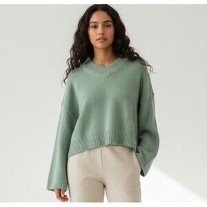 NEW Gap CashSoft Cropped High V-Neck Sweater Women Medium Mint Green Boxy Fit
